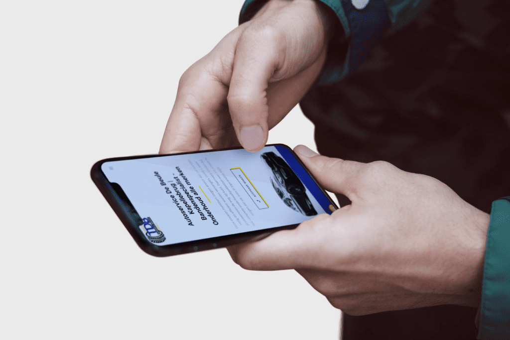 Website of TDB Banden & Service (Garage De Beule), built by Offlow