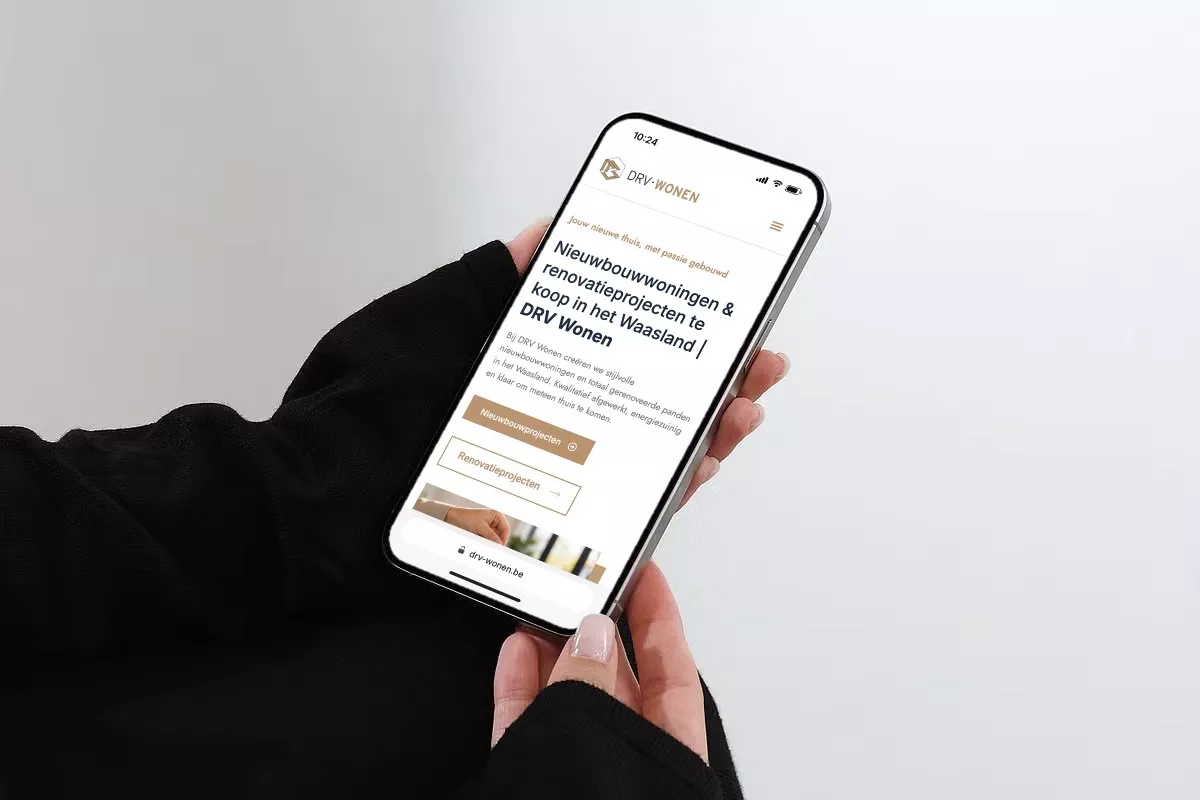 Website van DRV Wonen op een iPhone, ontworpen en gebouwd door Offlow